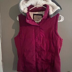 Ci Sono Magenta Sleeveless Sherpa-Lined Hooded Vest